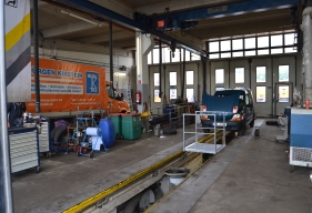 KFZ-Werkstatt von Innen